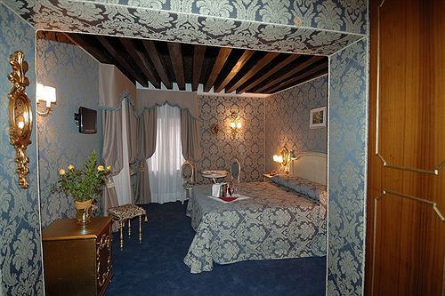 Residenza La Loggia Couette-café