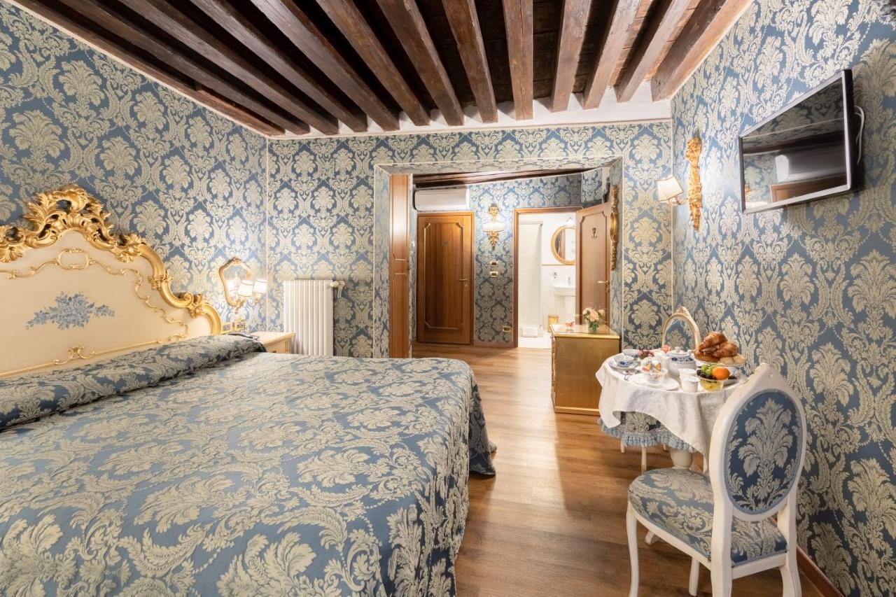 Residenza La Loggia Bed & Breakfast Venetië